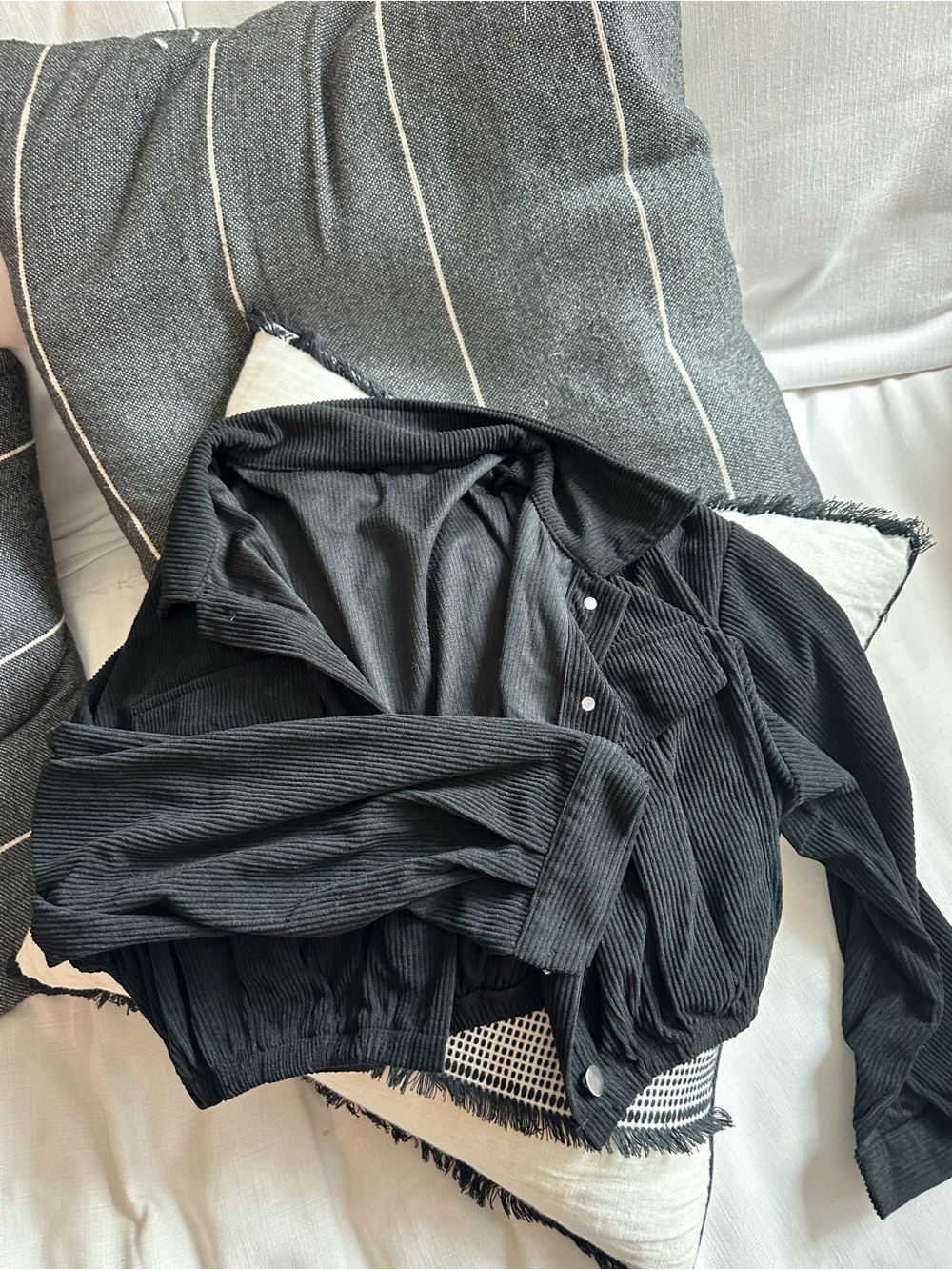 HALARA Black Corduroy Cropped Jacket